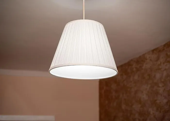 Private Retreat For 3 Near Centre דירה