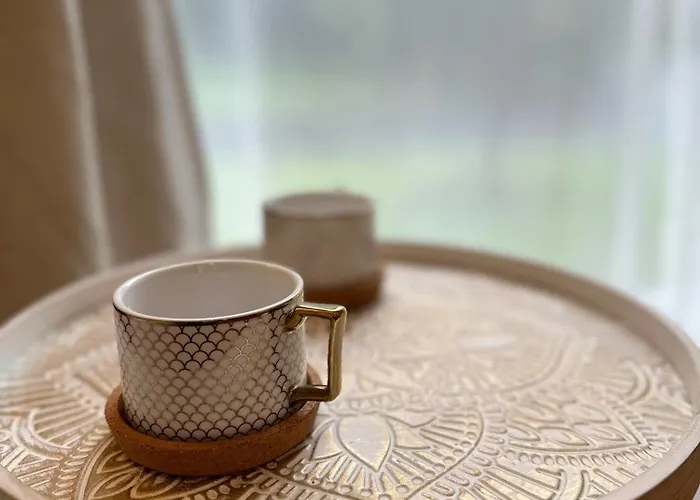 Entire Flat Апартаменты