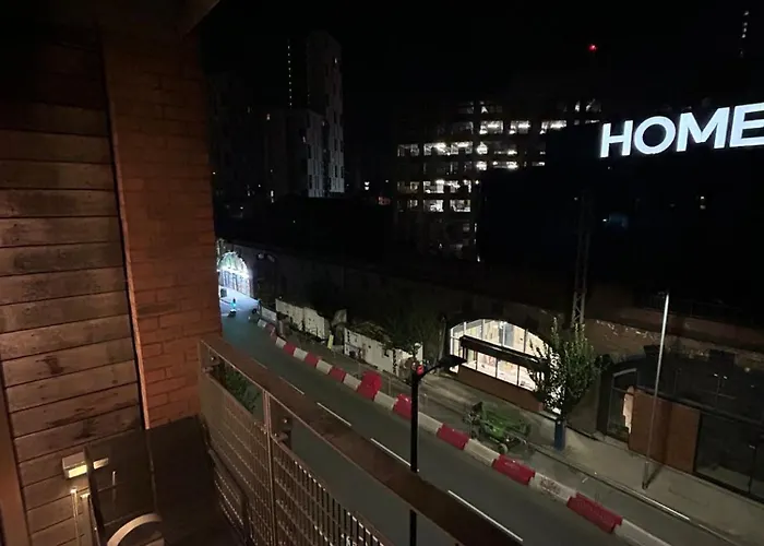 아파트 Luxury 2 Bedroom Centre With Free Parking