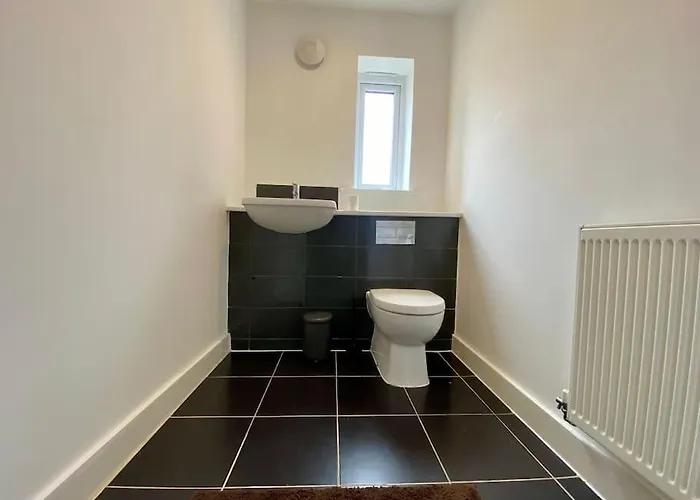 Uniquejoe - 3 Bedroom * Manchester