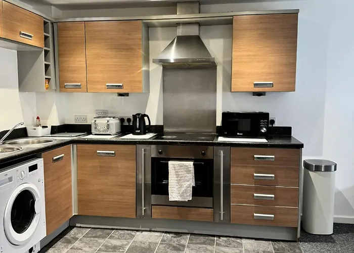 2 Bed Ensuite With Balcony And Free Onsite Secure Parking * 맨체스터