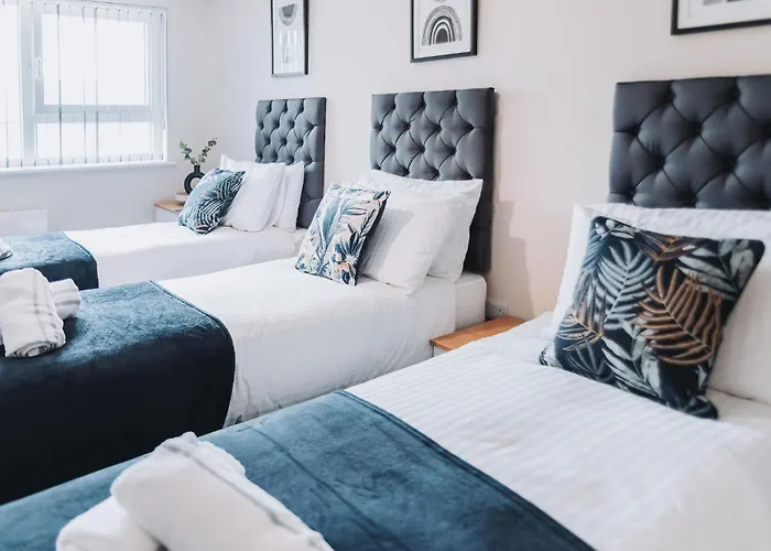 Ideal Near Old Trafford Manchester