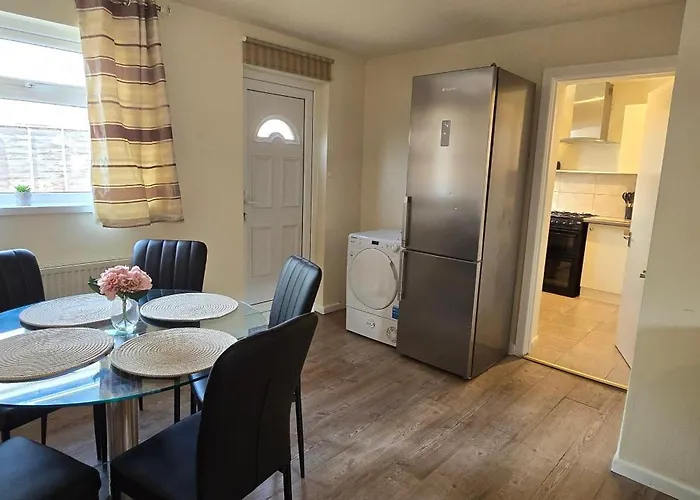 Eastpark 5 Bdrms Walk To O2 Apollo And Сasa de vacaciones *