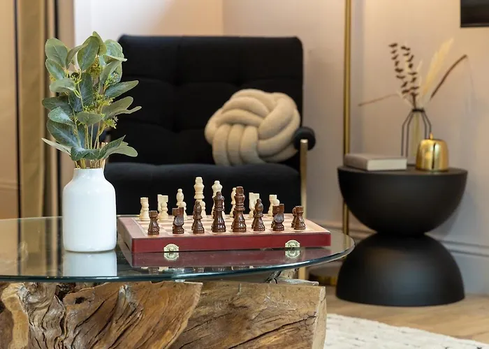 아파트 Charlotte House By Coqoon *