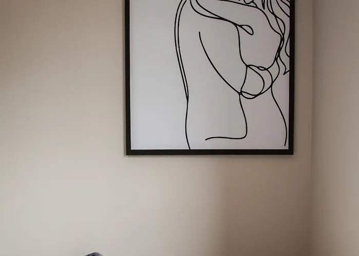 아파트 Modern 2bd In *