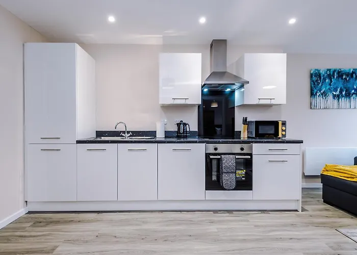 Modern Comfort - 1 Bedroom - Free Parking, Transit Links, Close To Stadiums *