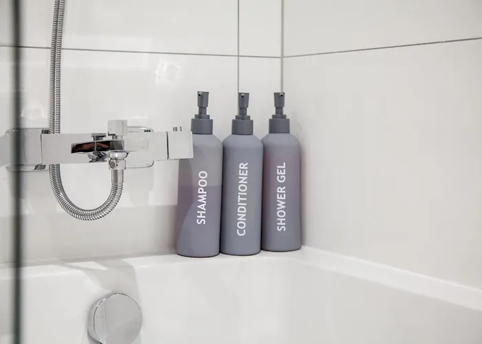 Modern 2bd In דירה מנצ'סטר