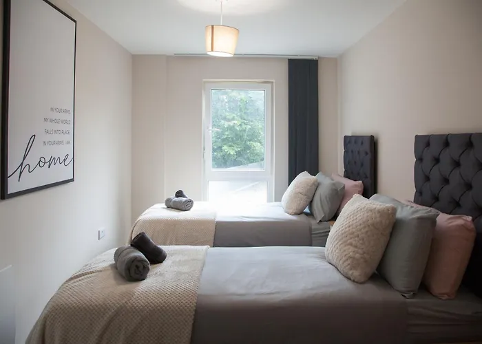 Modern 2bd In דירה מנצ'סטר