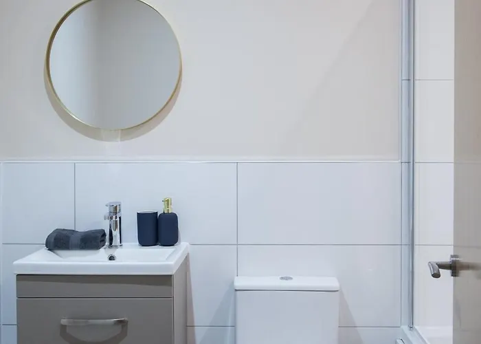 Modern 2bd In Διαμέρισμα