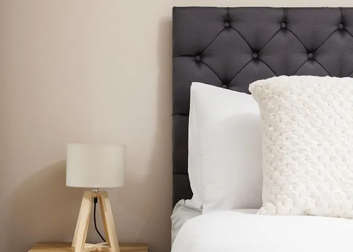 Modern 2bd In 아파트 *