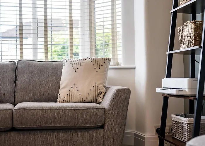 Pass The Keys Picture Perfect Haven In Didsbury Village - Free Parking & Ev Station * Manchester