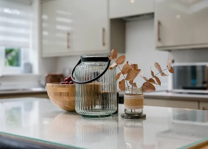 別荘 Pass The Keys Picture Perfect Haven In Didsbury Village - Free Parking & Ev Station マンチェスター