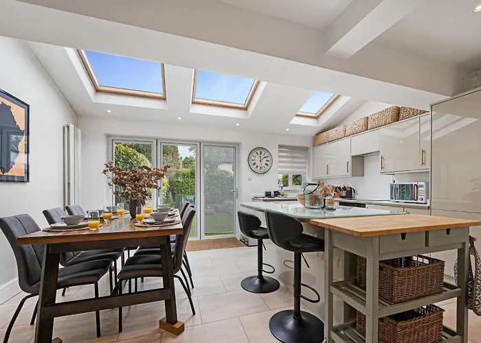 別荘 Pass The Keys Picture Perfect Haven In Didsbury Village - Free Parking & Ev Station *