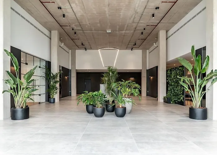 Modern Trafford 1br Apartment-free Parking-cinema * Manchester