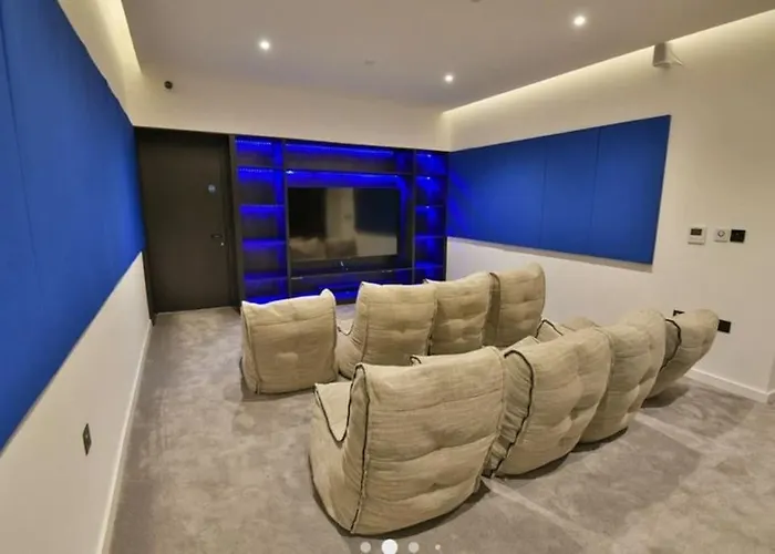 Appartement Modern Trafford 1br Apartment-free Parking-cinema