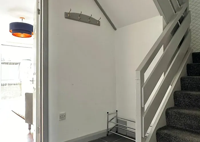 펜션 7 Guests House Old Trafford,media City,city Centre, Free Parking 맨체스터