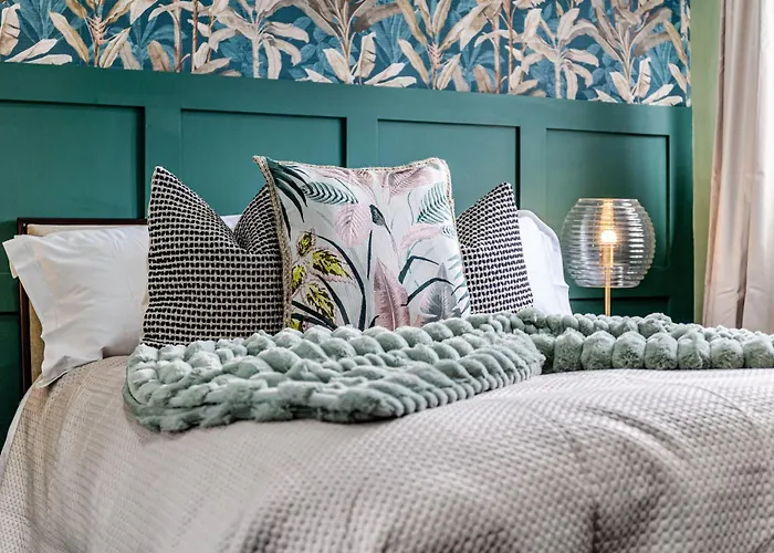 Amazonian Luxury Family Mcr Centre Etihad Free Parking Дом отдыха