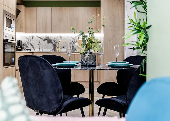 Amazonian Luxury Family Mcr Centre Etihad Free Parking Prázdninový dům