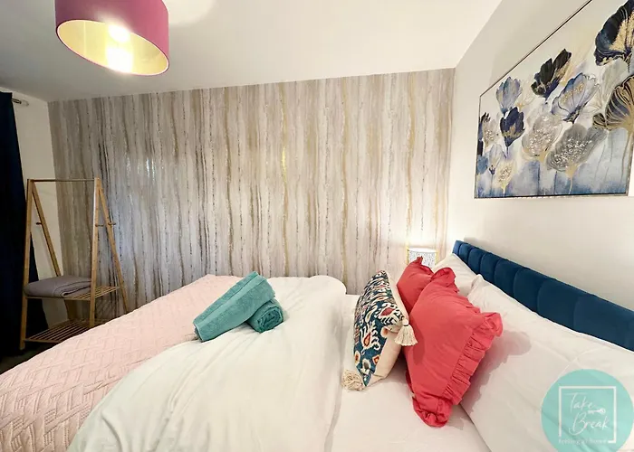 Charming 2br Swinton House -close To Center Appartement Manchester