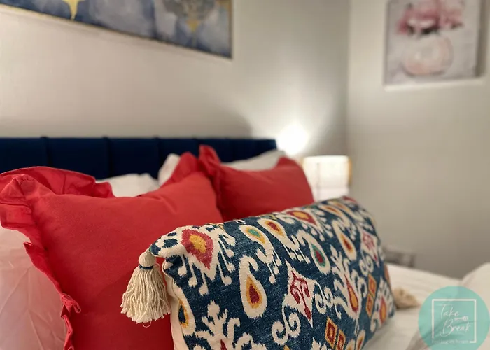 Charming 2br Swinton House -close To Center * 맨체스터