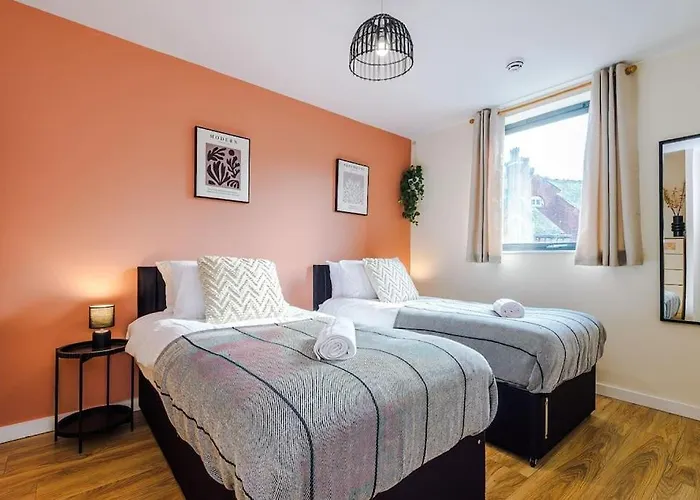 Appartamento Modern 2br Near Centre - Free Parking Garage