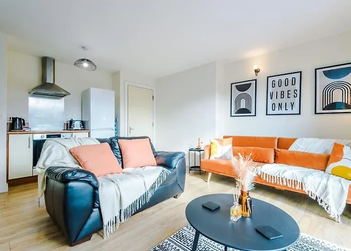 Modern 2br Near Centre - Free Parking Garage Apartmán *