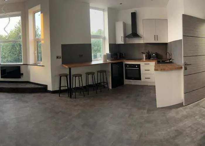 Sleeps 5 With Free Parking Appartement *