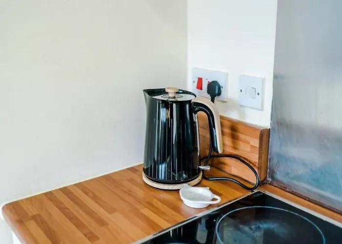 Apartment Modern 2br Near Centre - Free Parking Garage *