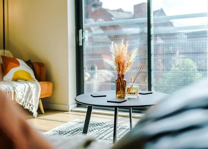 Apartment Modern 2br Near Centre - Free Parking Garage Manchester