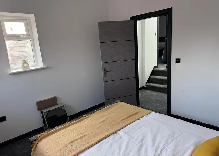 Sleeps 5 With Free Parking Apartamento *