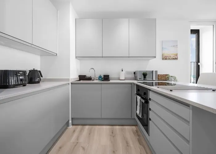 Modern Central Old Trafford 맨체스터