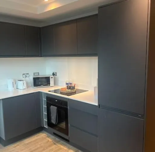 Modern Stylish 1 Bed