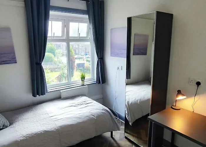 Hotel Gorton Mount 2*