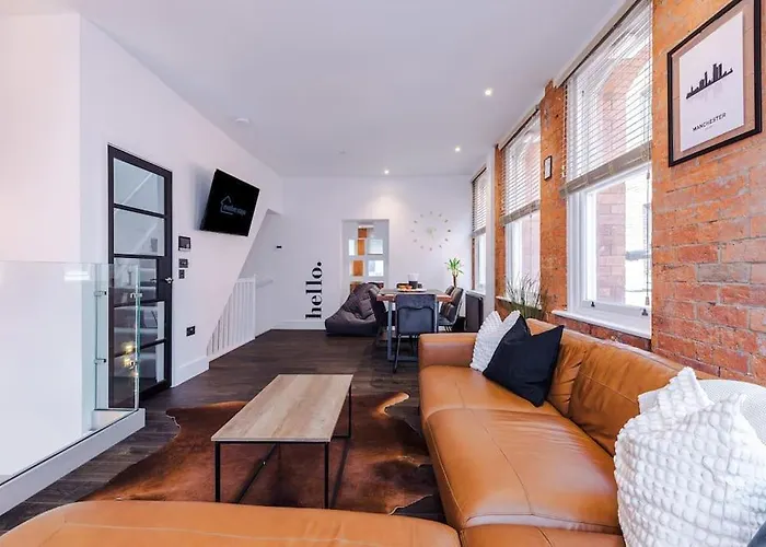 Daire Incredible 3bed Townhouse, Rooftop Patio, Sleeps 6 *