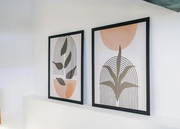 Incredible 3bed Townhouse, Rooftop Patio, Sleeps 6 Daire