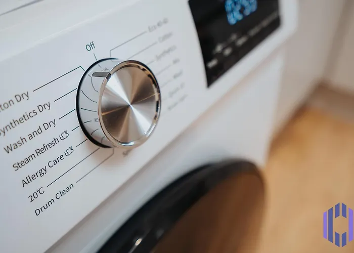 Scandi Loft Style - Sleeps 6 - Near Airport *