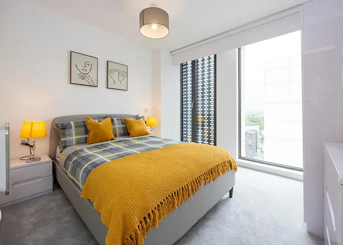 Center Ultra-luxe 2bed Amalfi Apartment Manchester
