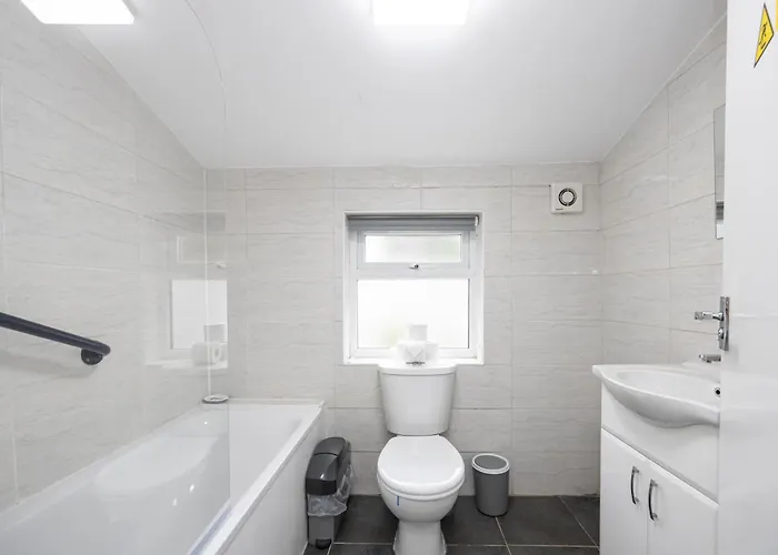 Huge 6br Sleeps 12 Near City! Сasa de vacaciones *