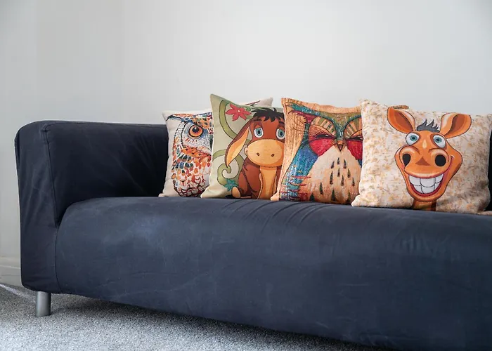 52 Furnival Road, Pensión 4*