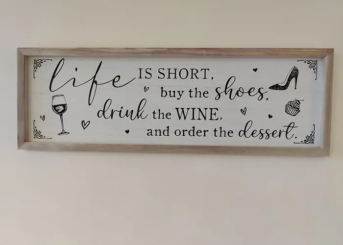 Free Private Parking - City Centre 2 Bedroom Ensuite Near Shopping & Financial Centre, Victoria Station & Ao Apartmán *