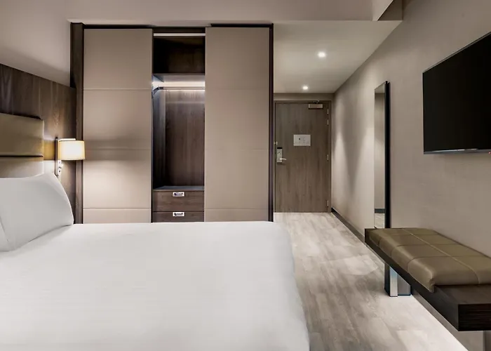 Ac By Marriott Centre Hotel 4*