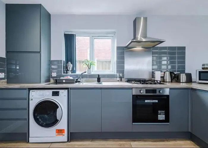 Lux 3 Bed 10 Mins From Centre - Parking & Netflix Dom wakacyjny Manchester