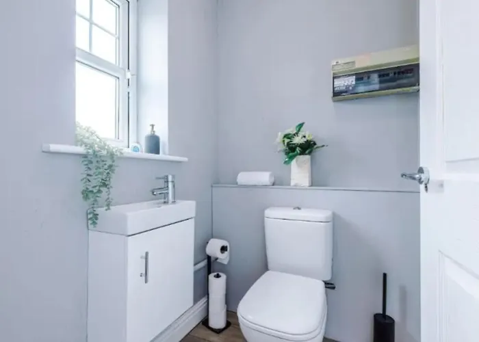 Lux 3 Bed 10 Mins From Centre - Parking & Netflix Manchester