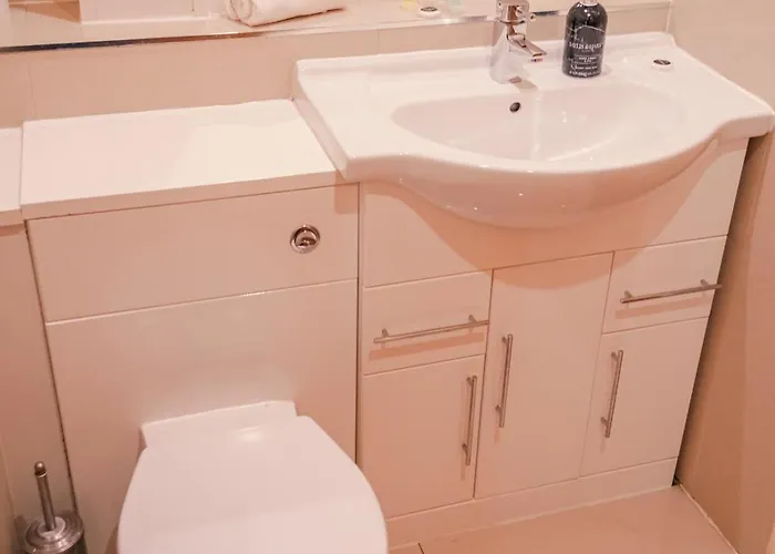 Chic Georgian Flat In *