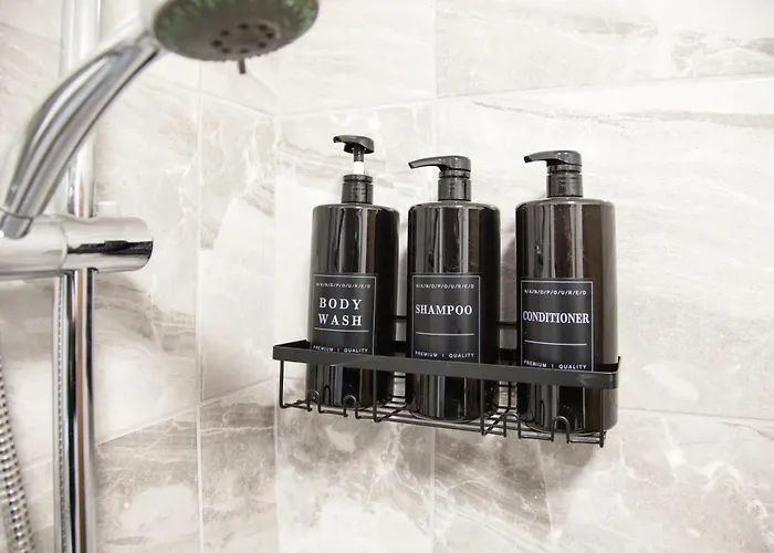 Entire Luxury In Old Trafford, Next To Mufc