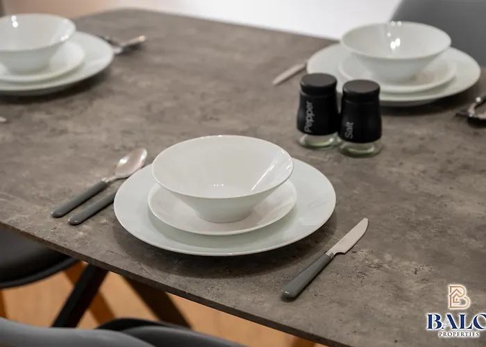 Modern Spacious 2bedroom Great! Location By Etihad Mancity Stadium& Coop Live Arena