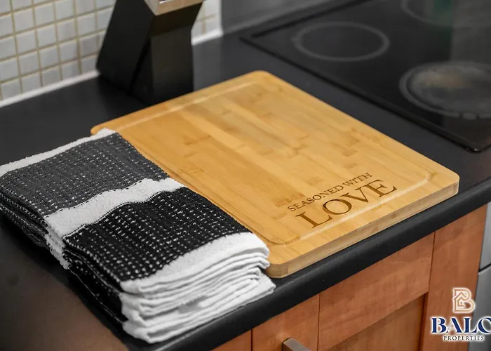 Modern Spacious 2bedroom Great! Location By Etihad Mancity Stadium& Coop Live Arena