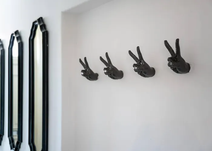 Large & Stylish Townhouse King Beds&free Parking 맨체스터