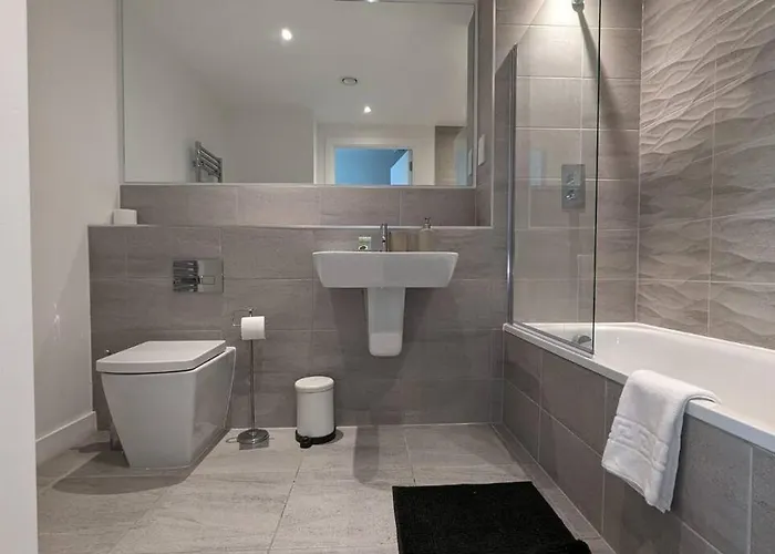 Lovely 1br Penthouse Near Mcr Stadiums 맨체스터