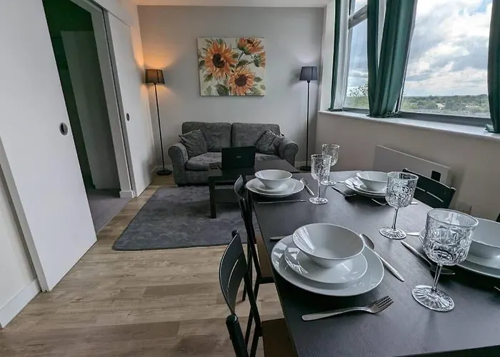 아파트 Lovely 1br Penthouse Near Mcr Stadiums